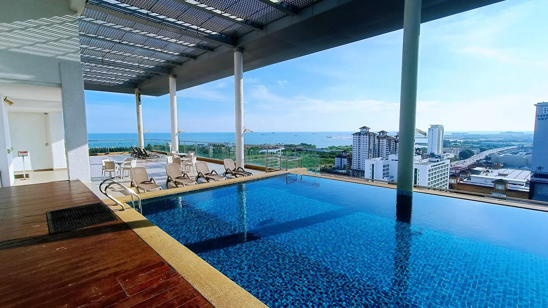 Straits Residence Melaka Private Suites Apartment
